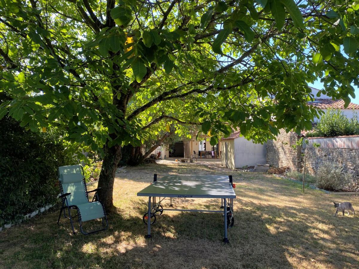 Villa Paulownia - A 1,2Km Des Plages - Tout Confort Au Coeur Du Bourg Jard-sur-Mer Exterior foto